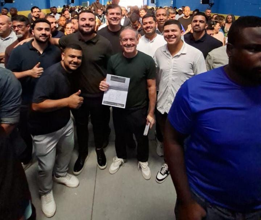 DE OLHO NA ALERJ: COM BRILHO PRÓPRIO E RECONHECIMENTO POPULAR, DR. HENRIQUE PAES ARRANCA NA CONVENÇÃO ESTADUAL DO PSDB