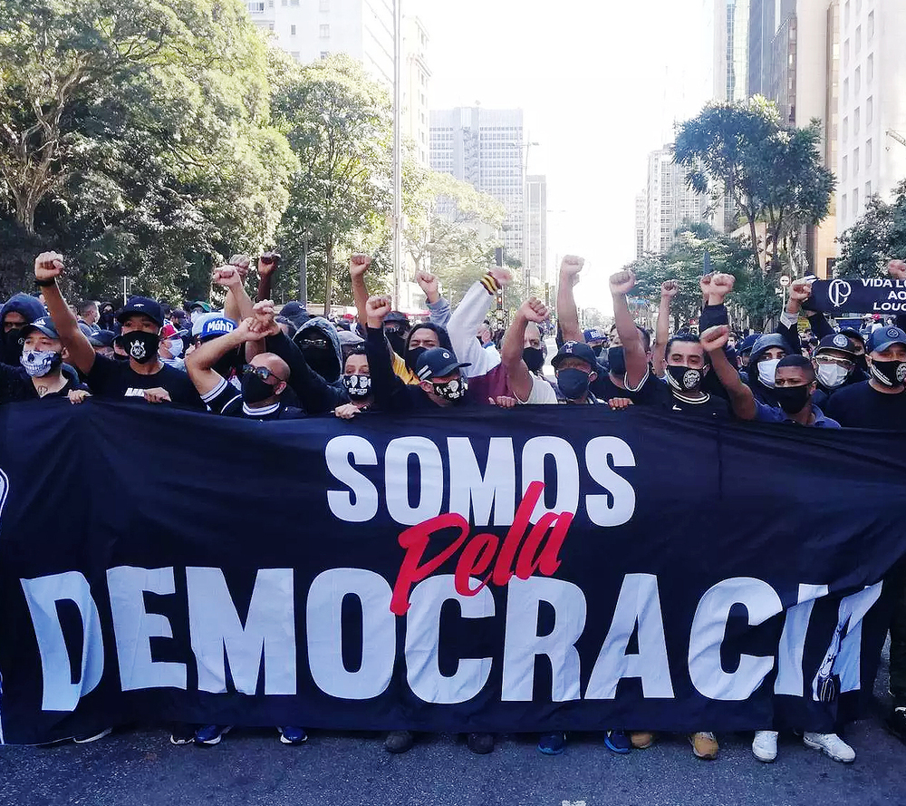 25 governadores pela democracia