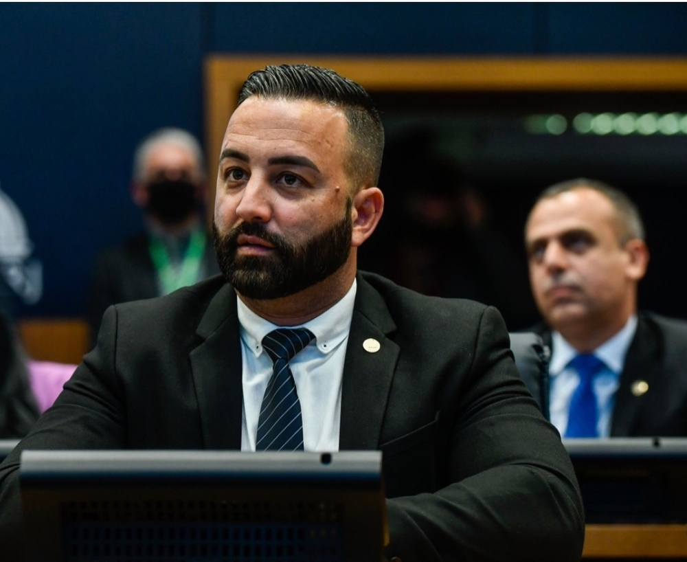 Alerj tem moção de repúdio ao prefeito do Rio por obrigar comprovante de imunização anti-Covid-19