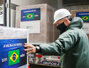 Com lote recorde, SP atinge 92,8 milhões de doses da vacina do Butantan entregues ao Brasil