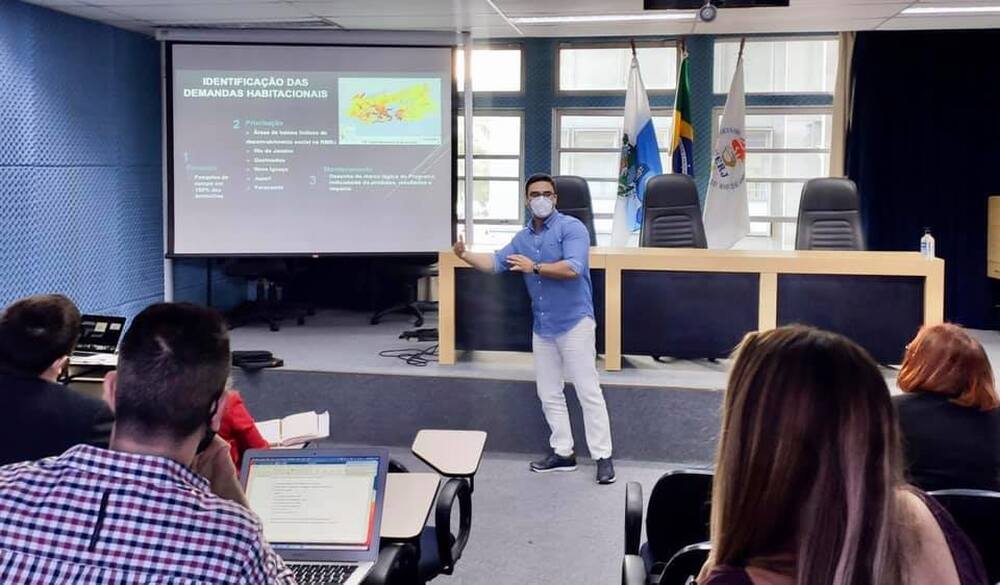 Acabar com déficit e inadequação habitacional