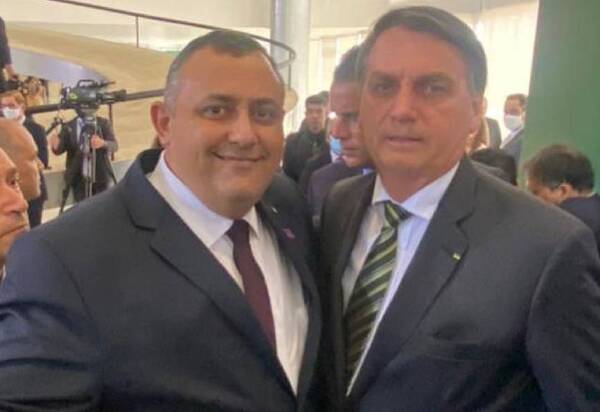 Dos 4 deputados do RJ, só Márcio Labre vota a favor dos servidores na comissão especial da PEC 32