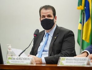 Comissão debate fechamento de agências dos Correios no Rio de Janeiro 