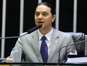 Dep Weliton Prado quer criação Comissão Especial de Combate ao Câncer 