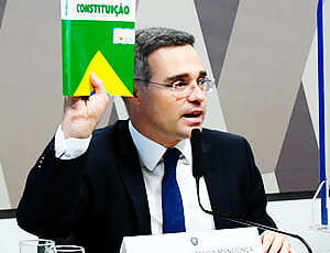 Por 47 votos a 32, plenário do Senado aprova indicação de André Mendonça para ministro do STF