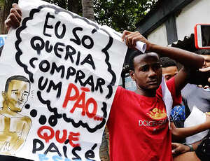 Jovem preso após comprar pão no Jacarezinho diz que passou fome no presídio: 'Quero justiça'