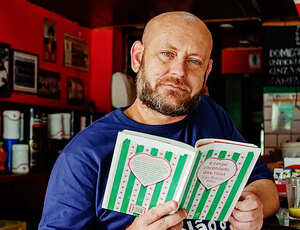 Luiz Simas: “Ataque ao carnaval público gerou o fortalecimento do carnaval privado”
