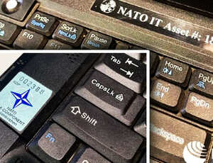 Notebook com dados de inteligência e etiqueta da OTAN é encontrado em sede nazista ucraniana 