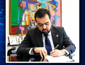 Lei que incorpora Uezo pela Uerj é sancionada pelo governador Cláudio Castro