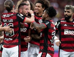 Páscoa rubro-negra! No Maracanã, Flamengo vence o São Paulo de 3 a 1