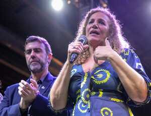 Jandira Feghali lança pré-candidatura à Câmara ao lado de Marcelo Freixo no Rio