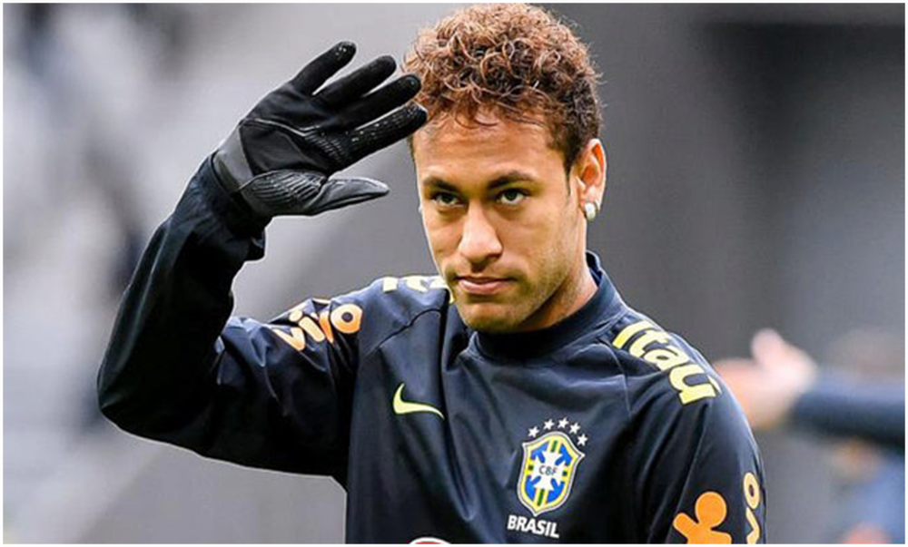 FUTEBOL: De saída do PSG o astro Neymar está de olho no Fla