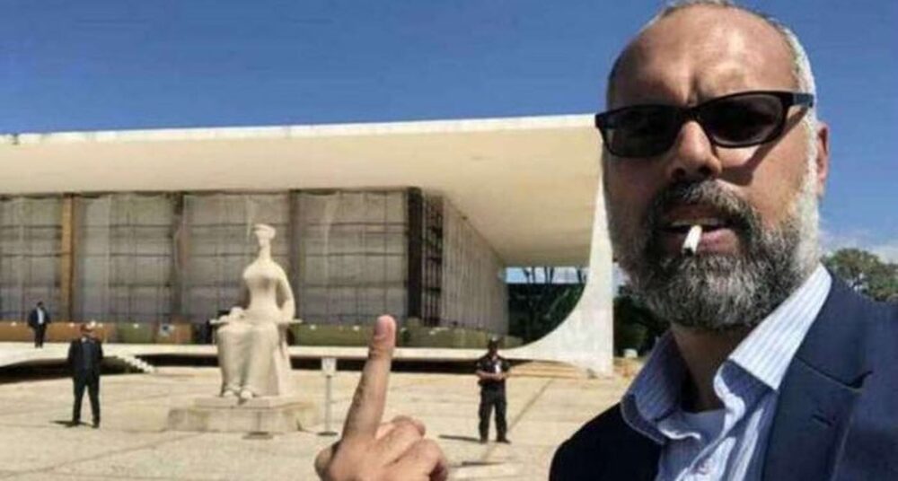 Influenciador bolsonarista pede ajuda para conseguir pagar as contas