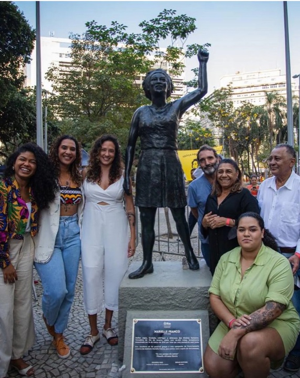 Rodrigo Amorim vai ter que conviver com uma estatua Marielle Franco em frente ALERJ onde trabalha