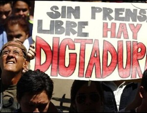 INTERNACIONAL: Jornalistas venezuelanos denunciam fechamento de 46 estações de rádio
