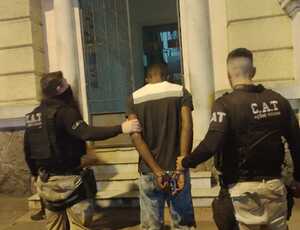 Foragido da Justiça é preso por agentes da Guarda Municipal de Niterói após denúncia ao 153