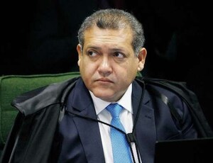 Nunes Marques envia à PGR pedido do ministro da Justiça para que PF investigue Lula e Gleisi