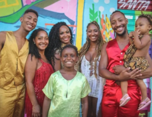 Luana Bandeira estréia espetáculo de dança em conjunto com sua família