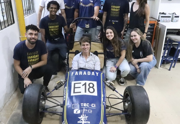 Secretaria do Clima estuda parceria com equipe premiada em competição de Engenharia Automobilística