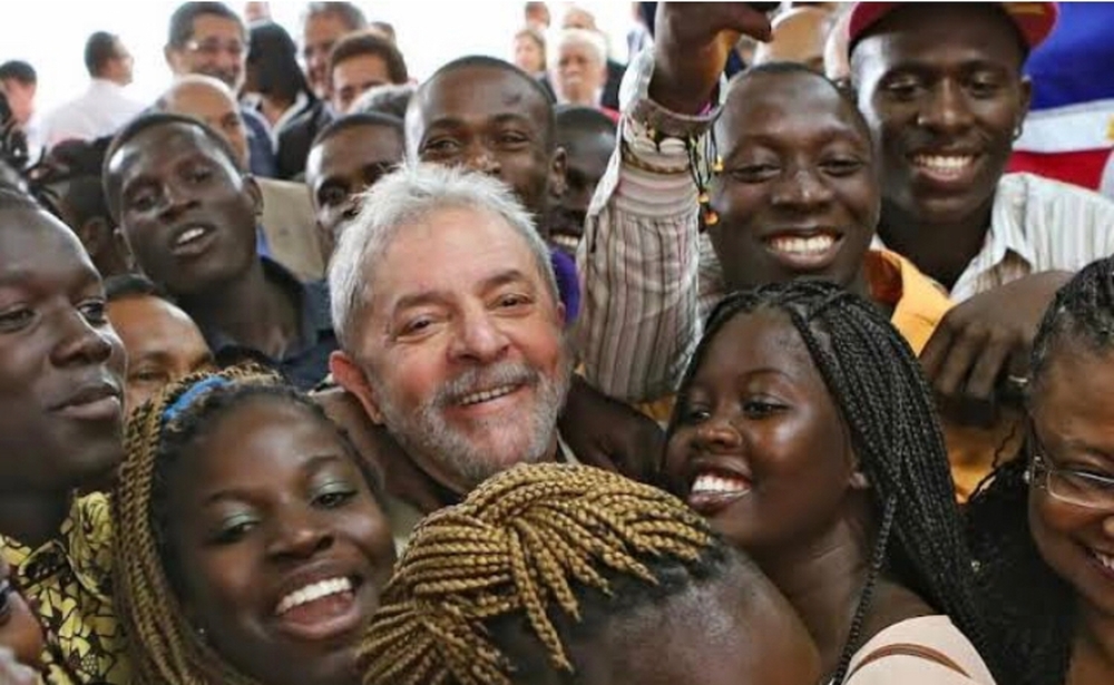 Governo Sem Cor (recorte racial do Governo Lula)