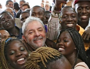 Governo Sem Cor (recorte racial do Governo Lula)