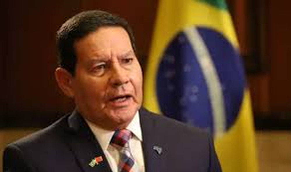 Mourão: Não existe possibilidade de intervenção, 