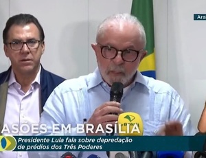 Lula decreta intervenção federal no DF e diz que terroristas serão encontrados e punidos