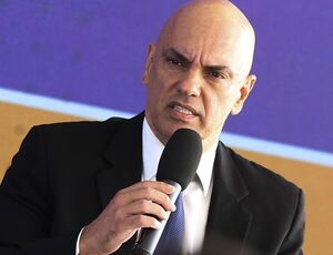 Quem financiou e incentivou atos golpistas será punido, diz Moraes 