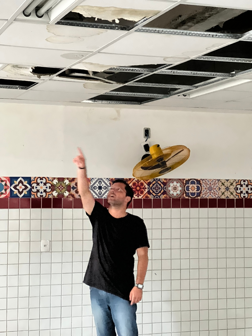 Escolas do Rio sofrem com falta de manutenção a poucos dias da volta às aulas