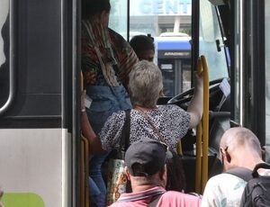 BUSER: Justiça veta viagens em ônibus fretados em circuito aberto